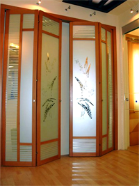 Двери гармошка с матовым рисунком цветок Нур-Султан