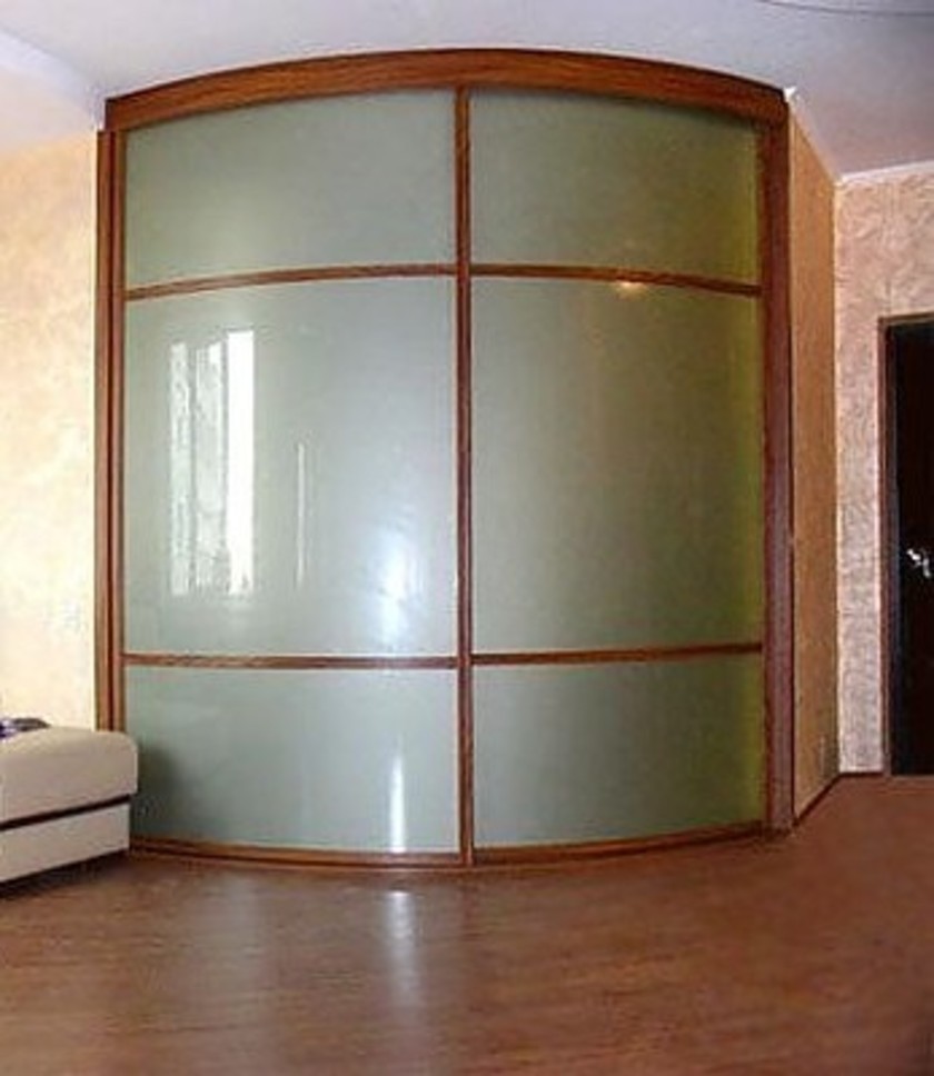 Встроенный шкаф купе радиусный в классическом стиле Нур-Султан