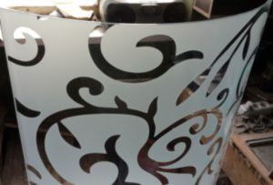 Стекло радиусное с пескоструйным рисунком для радиусных дверей Нур-Султан